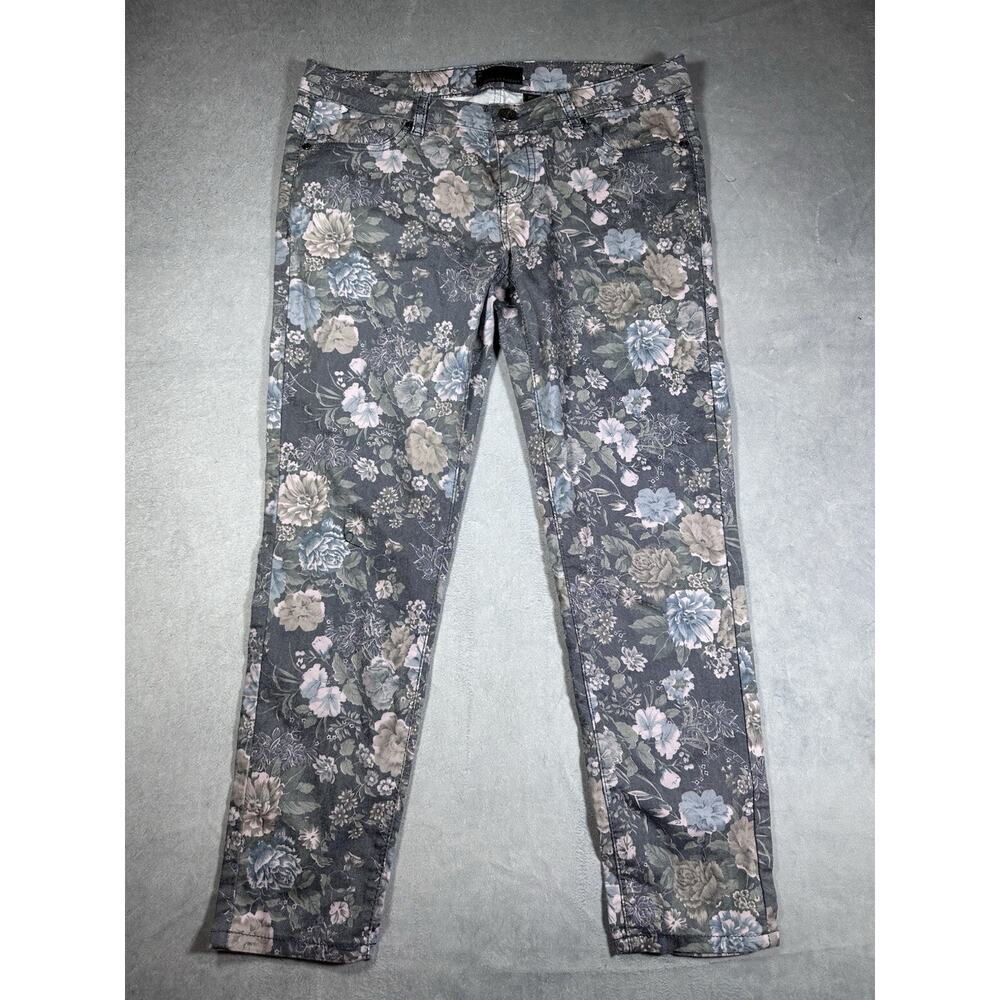 Floral Astrid Ankle Grazer i Jeans By Buffalo Size 10/30
